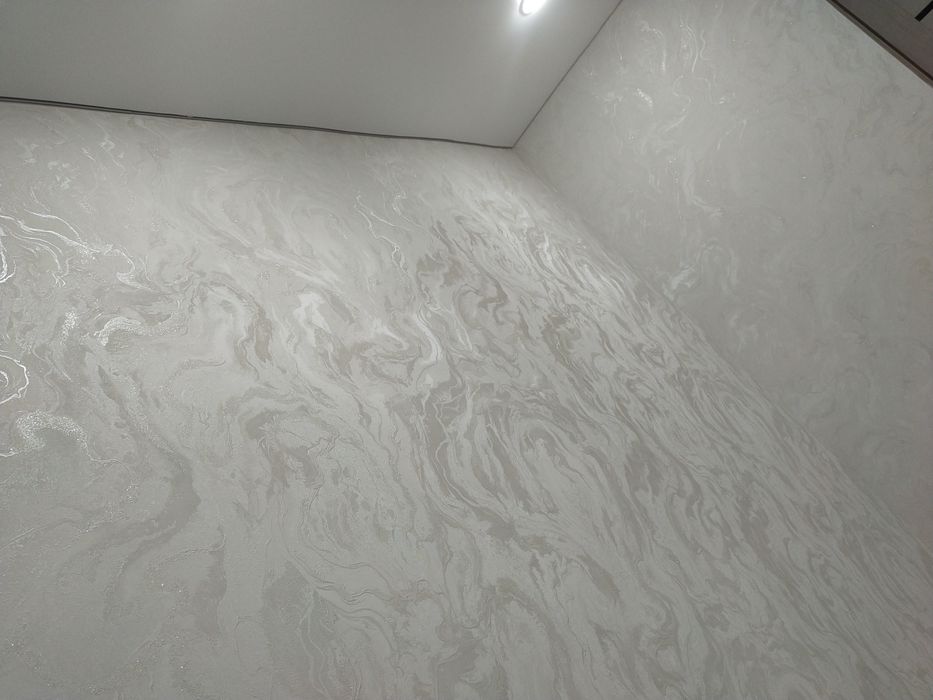 Покраска потолка и стен.Клею Обой и галтели.