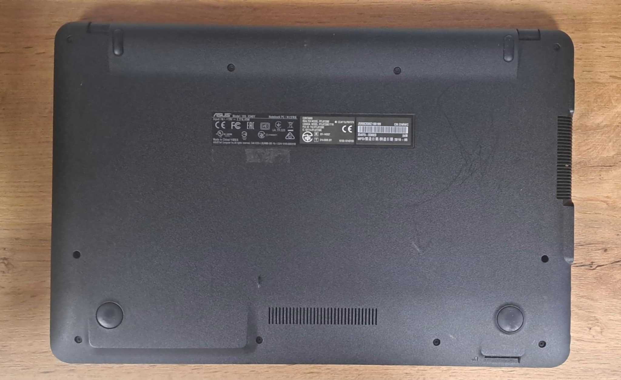 Лаптоп Asus X540Y    160 лв.