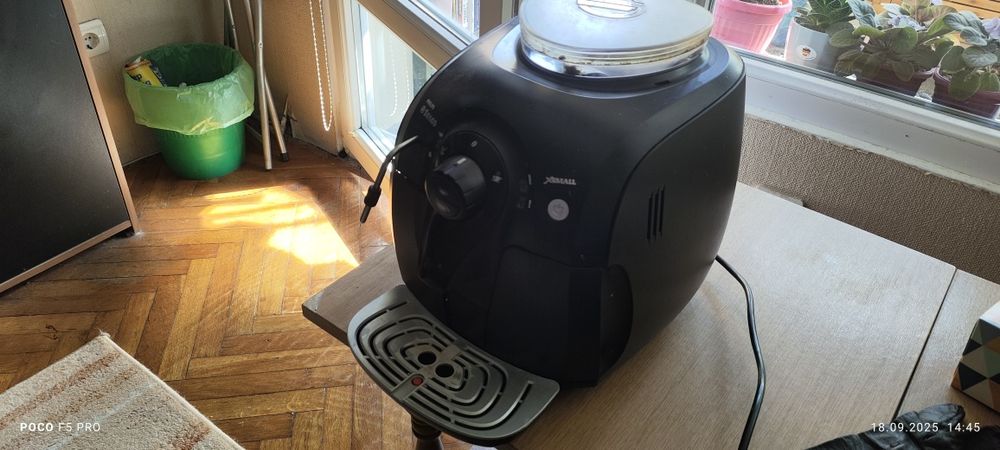 Кафеавтомат Philips Saeco, кафемашина