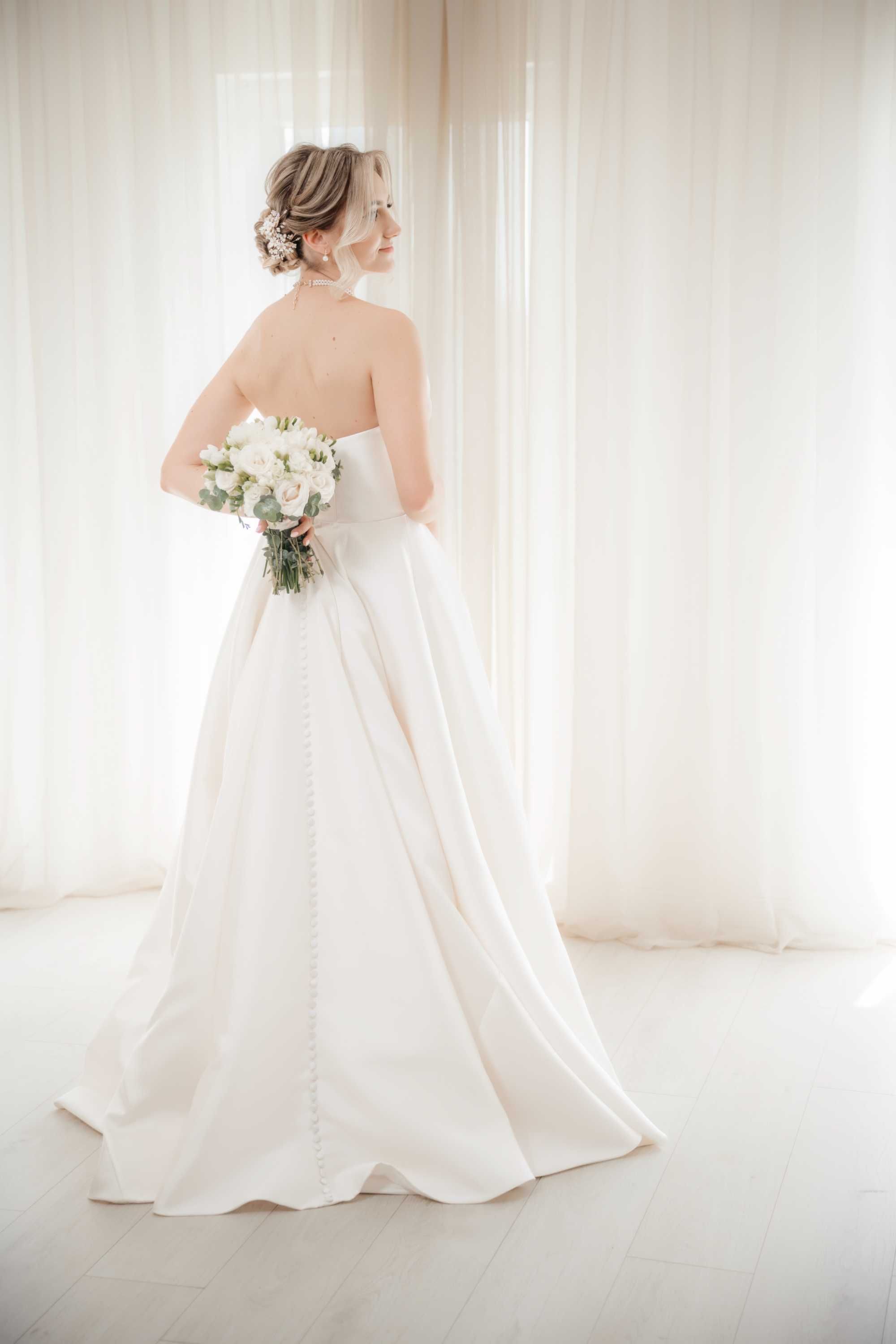 Vând rochie de mireasă Milla Nova