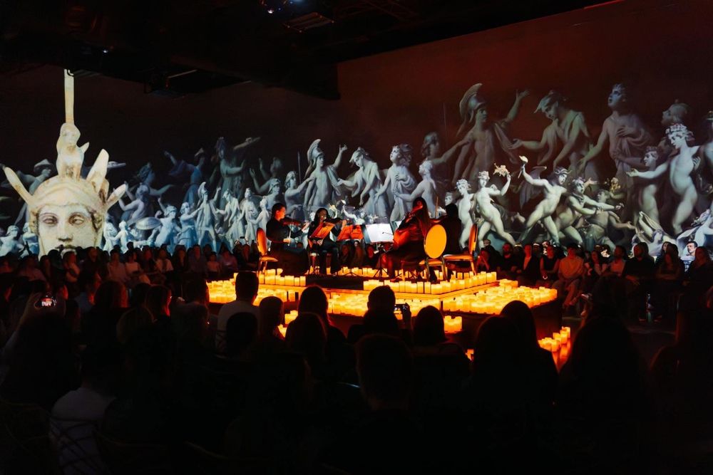 Vând 3 bilete la concertul Vivaldi de la Filarmonica Oltenia de sâmbăt