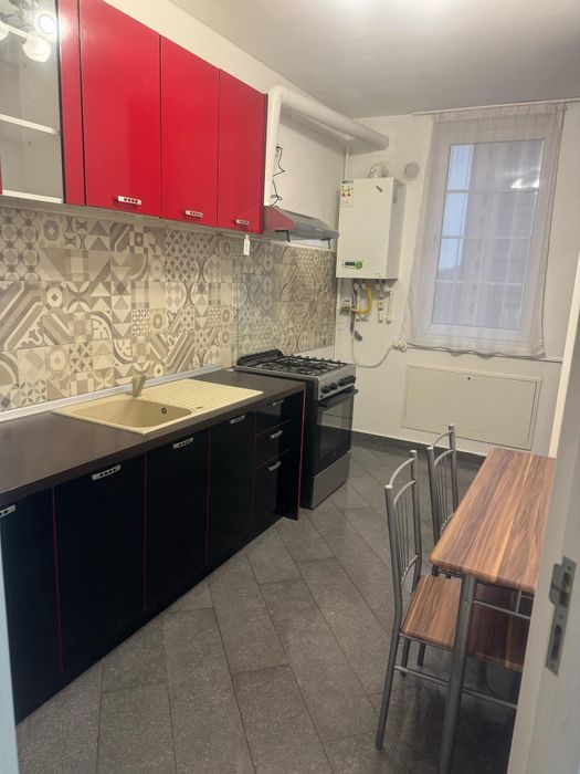 De Inchiriat  Apartamen Decomandat 2 camere Cartierul Visoianu!