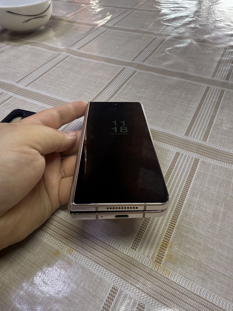 Продам samsung z fold 4