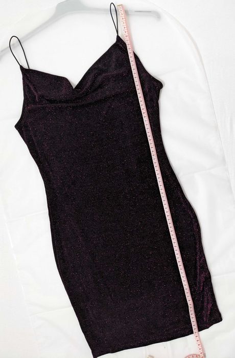 Rochie nouă H&M Divided, mărime S/M, neagră cu fir metalic