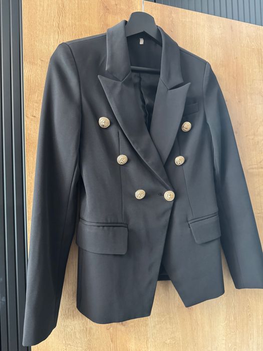 Сака тип Balmain