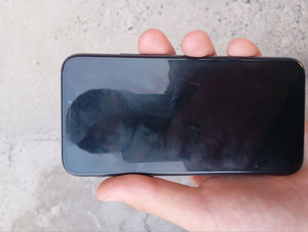 iPhone XS sotiladi