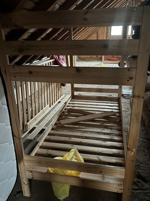 De vanzare pat supraetajat pentru copii