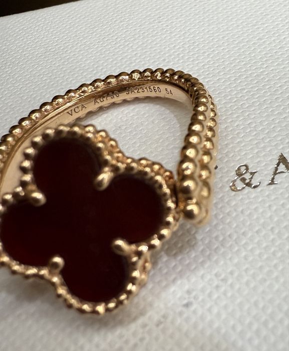 Золотое кольцо с бриллиантом 750 проба Van cleef отличный подарок