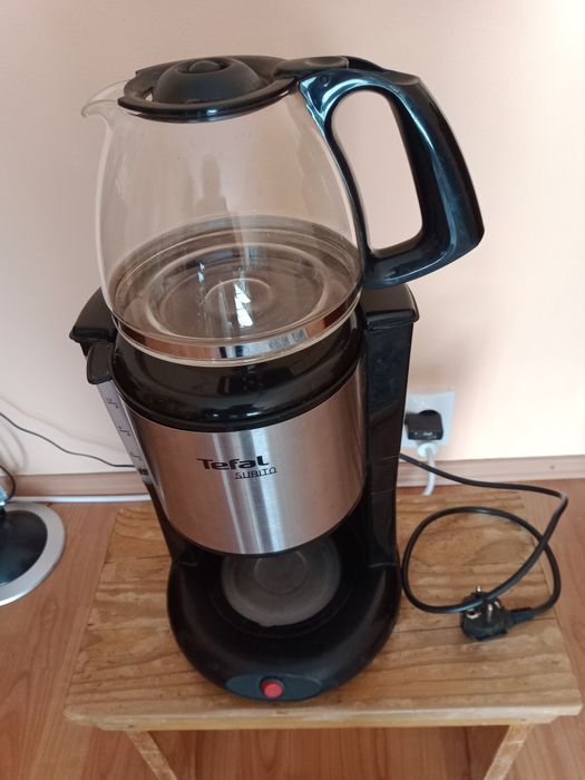 Farfurie microunde.Cafetieră Tefal Subito și un Butoi