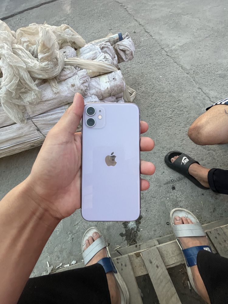 IPhone 11 64 gb 90 % yomkst