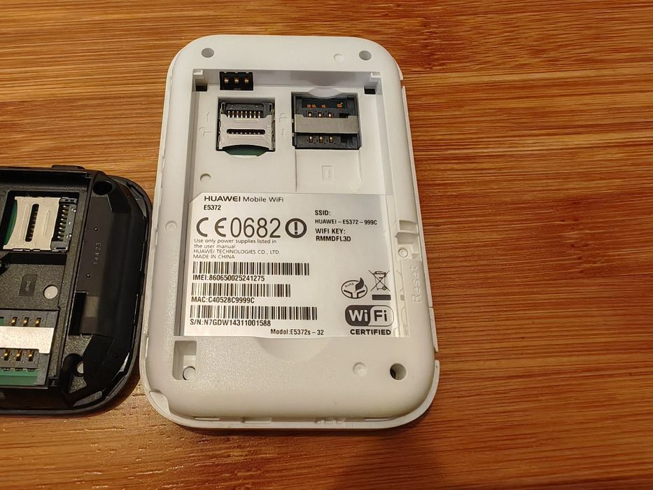 Lot 26 Modemuri 4G LTE Huawei E5377 / E5372 + 6 bonus fara baterie