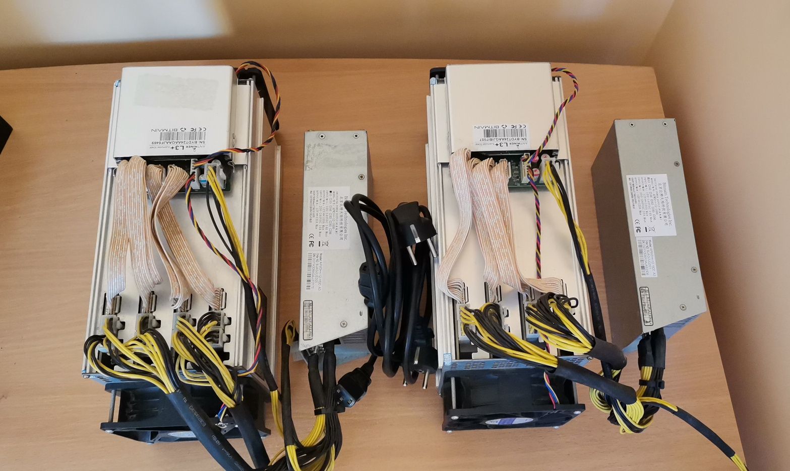 Antminer L3+ продават се 2 бр.