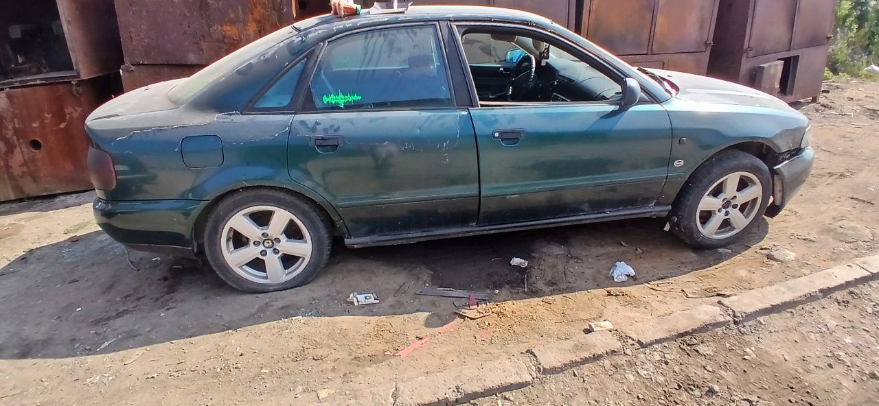 Audi a4 1.8 125hp 1997