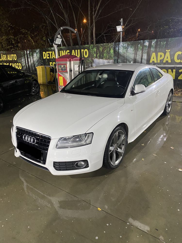 Dezmembrez Audi A5 3.0 cod motor CCWA