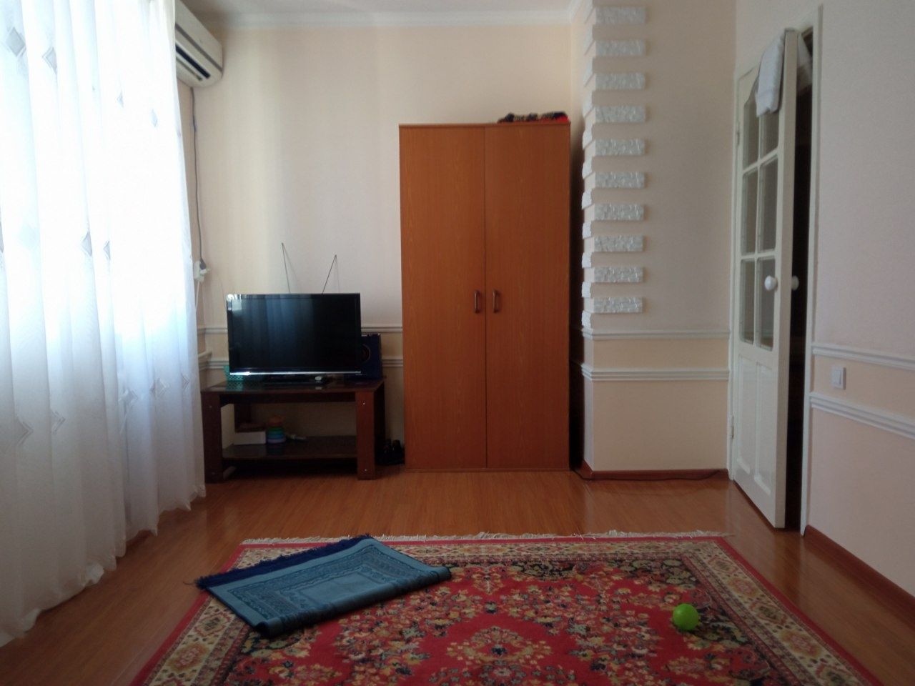 Сдаётся в аренду 1 компания квартира.