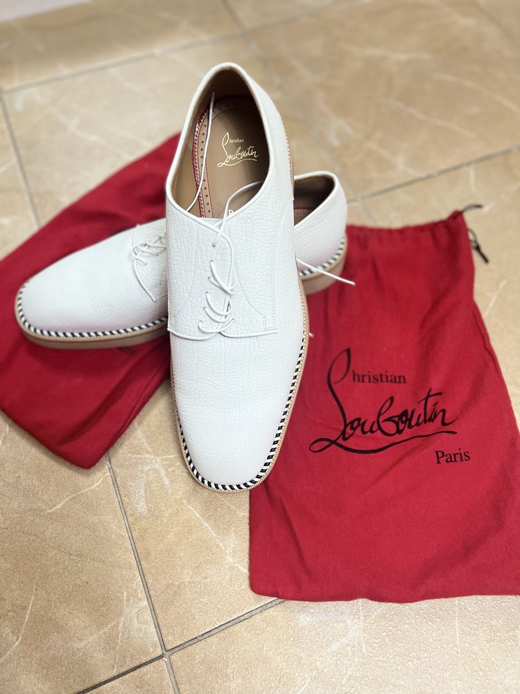 Pantofi piele Christian Louboutin