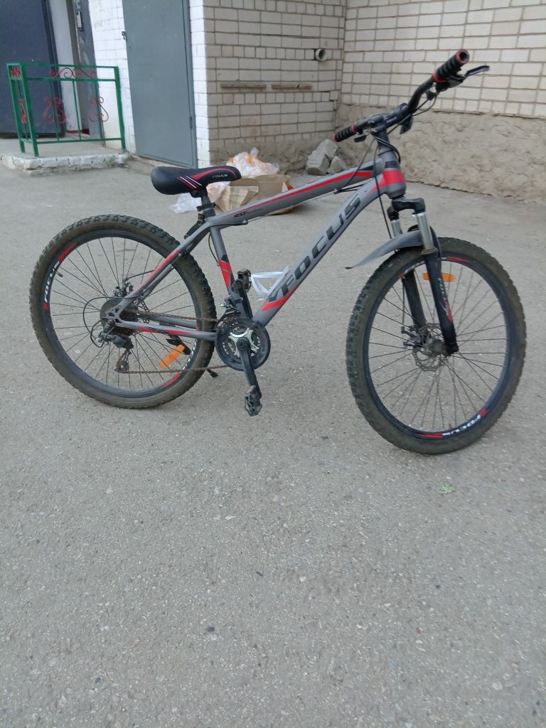 Велосипед FOCUS.