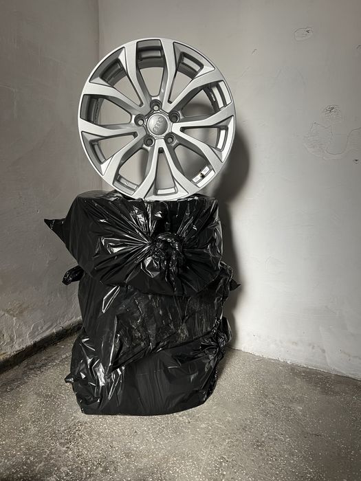 Vand Set jante R17!