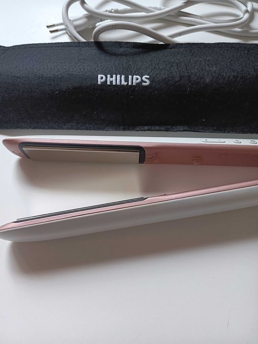 Placa de îndreptat părul Philips