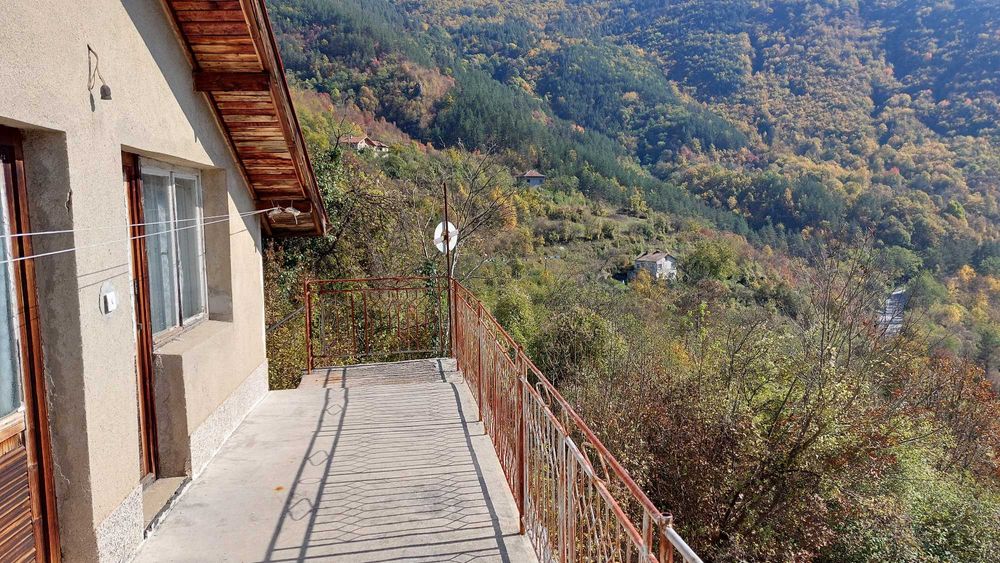 Продава се Къща в с. Редина, Област София-област - 80 кв.м за 563 €/кв.м - Снимка #3