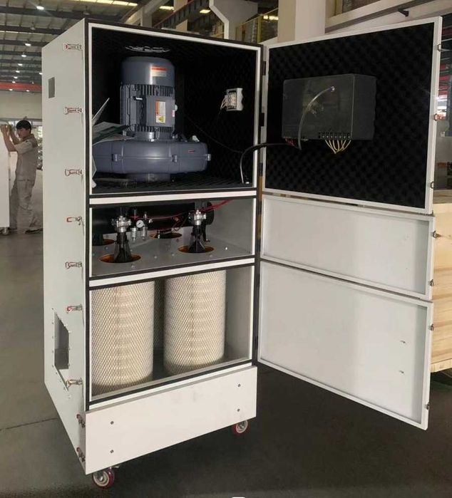 Filtru aer industrial cu autocuratare