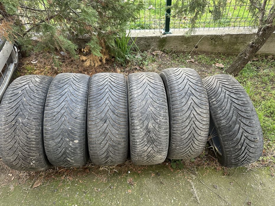 Продавам гуми 225 45 R17