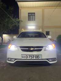 Lacetti 1.6 avtomat 2013 gentra qilingan sotiladi