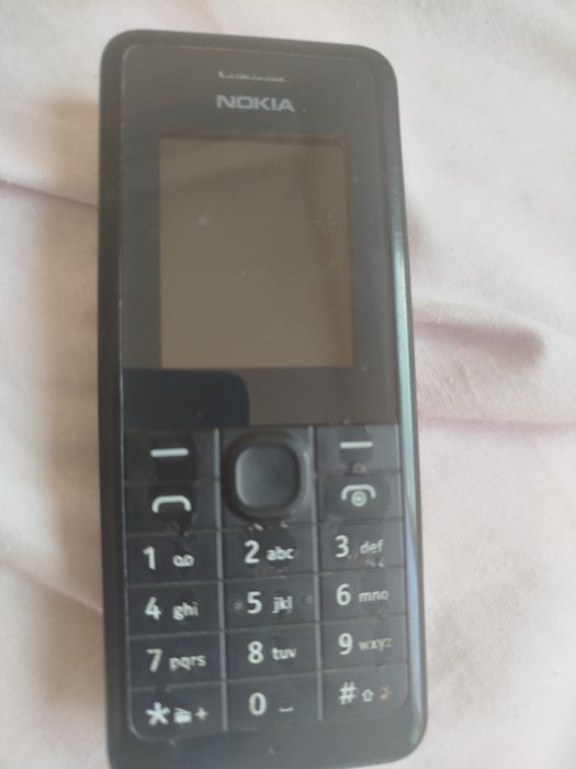 Продавам телефон nokia