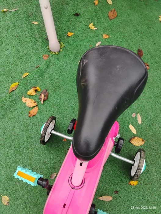 Bicicleta pentru fete BTWIN roz