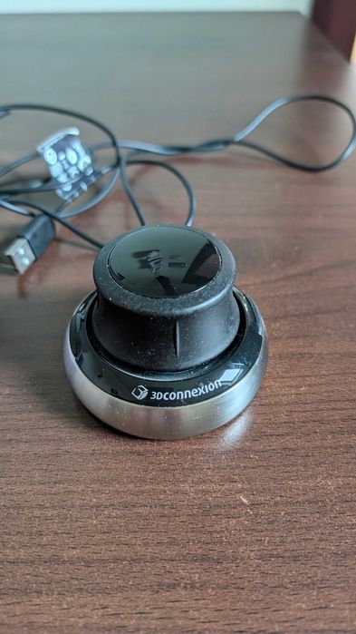 mouse 3DConnexion pentru proiectare