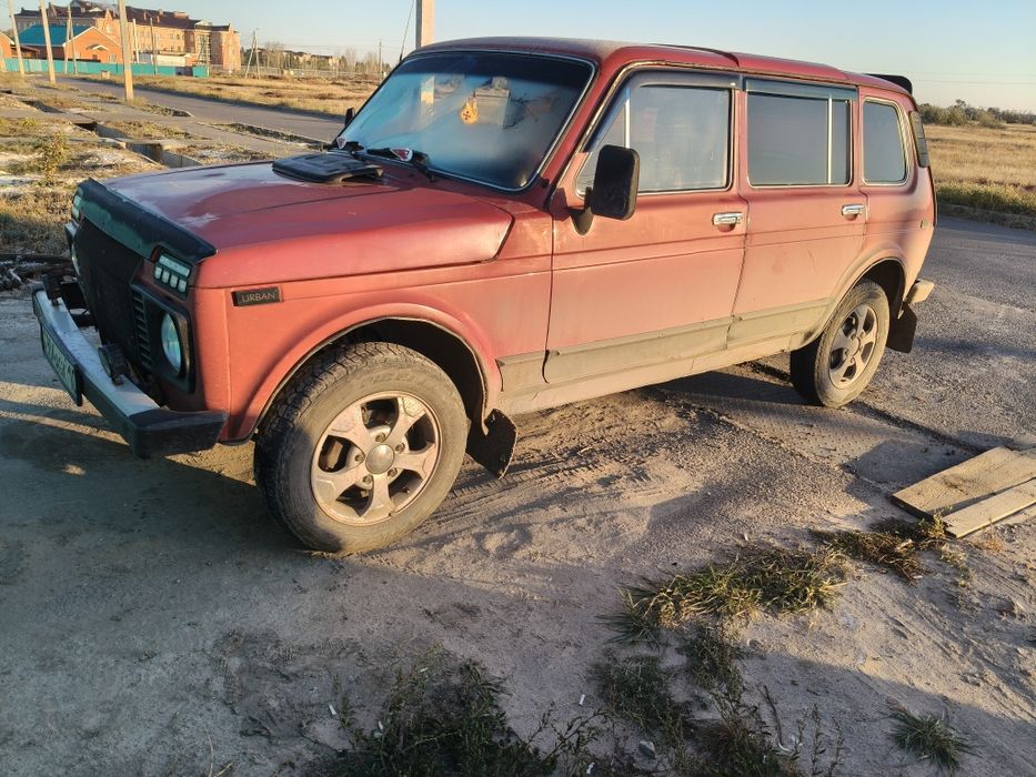 Продам ниву 2131