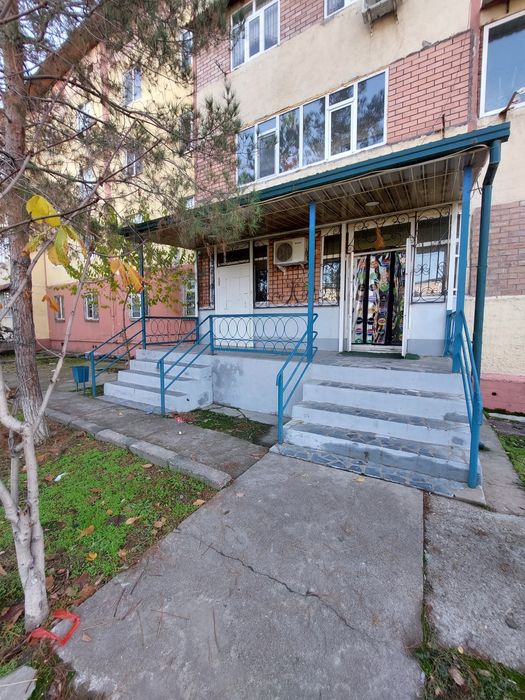 Продаётся не жилое помещение магазин