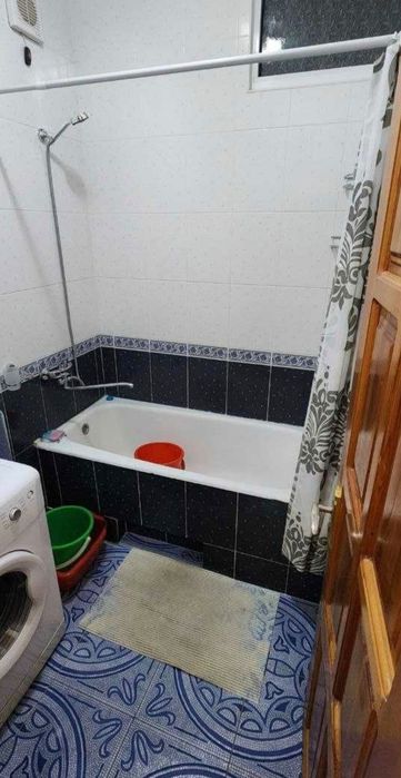 Срочно сдается 3х комнатная квартира на ттз2 базар