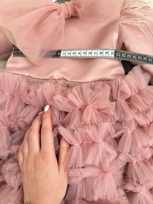 Продавам рокли мама и бебе