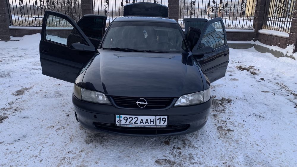 Опель вектра б продам или обмен на автомат