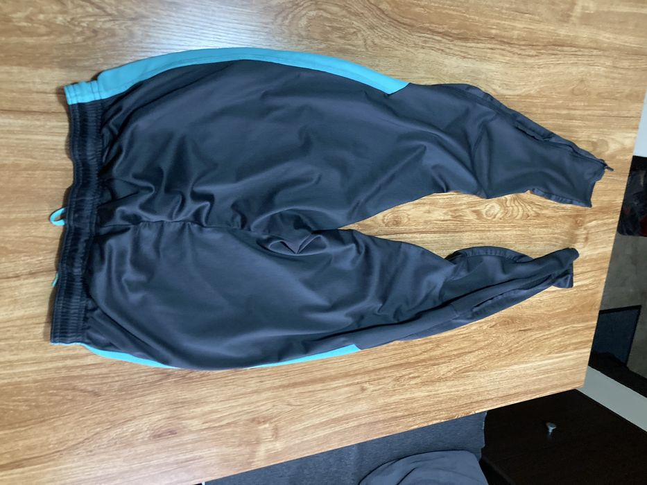 Оригинални мъжки долнища Nike