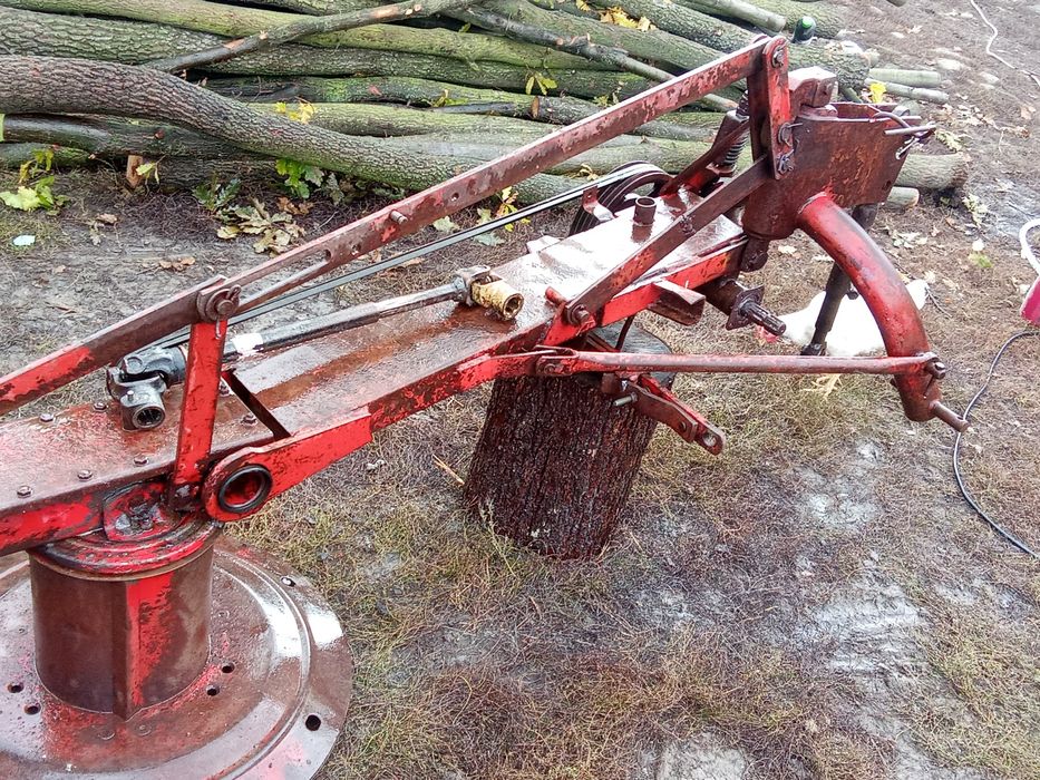 Vând coasă rotativa