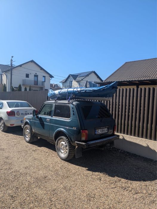 Vand Lada Niva 2002, cu GPL