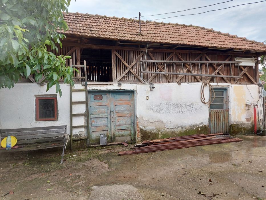 Schimb casa 95mp cu teren 2280mp in Ionesti, Valcea,toate utilitatile
