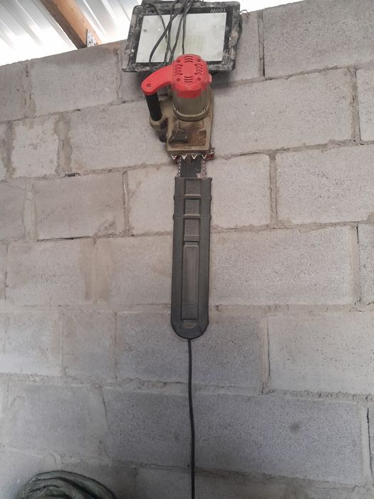 Электро пила состояние хорошее