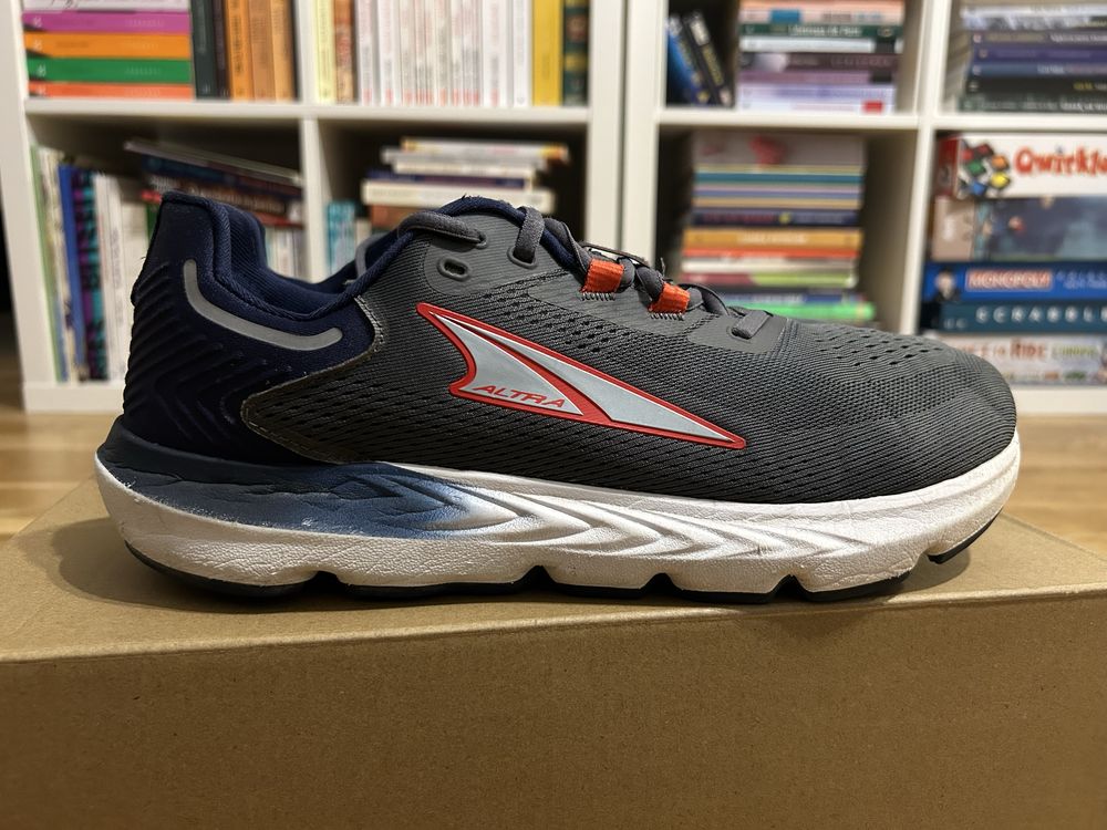 Altra Provision 7
