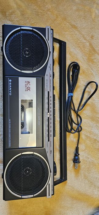 Радиокасетофон Sanyo WC 2000