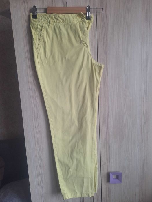 Дамски панталон Mango 42-ри номер