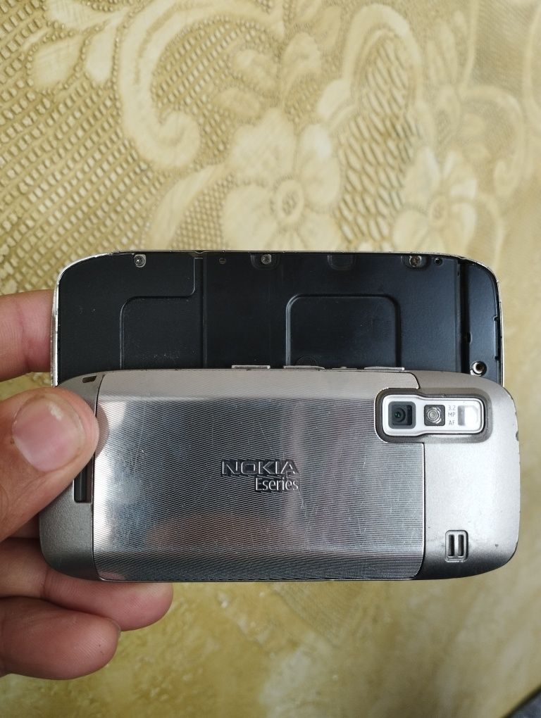 Продаётся nokia e75 в идеальном состоянии