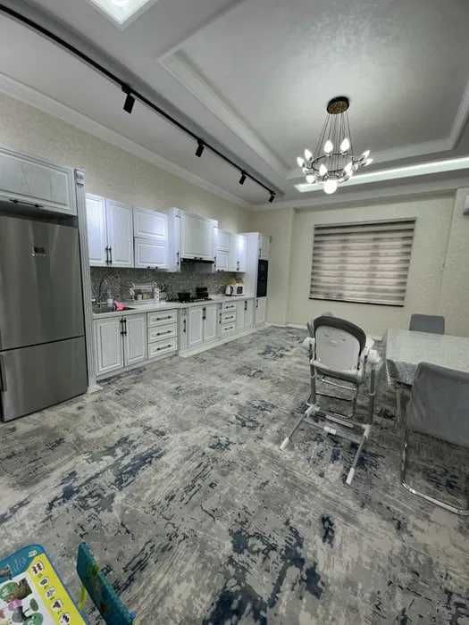 Сарбон продается дом Мирзо Улугбек Соток 6,8  Фасад 40м Ор Автобаза