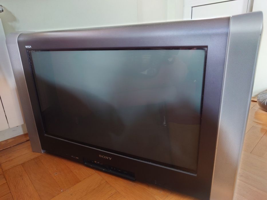 Телевизор Sony, за ремонт крайно стъпало
