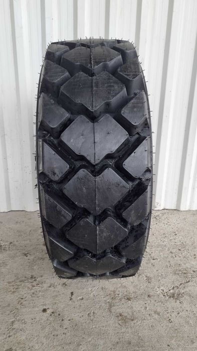 cauciucuri industriale NOI 12-16.5 Galaxy Hulk anvelope garantie 5 ani