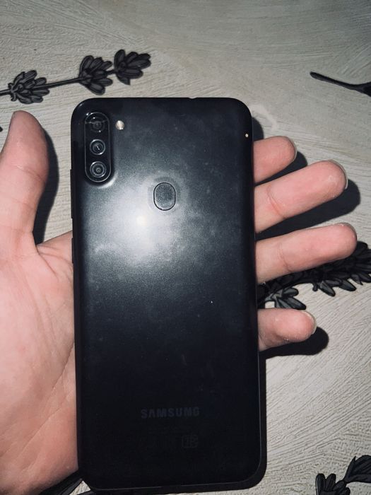 Samsung A11 galaxy