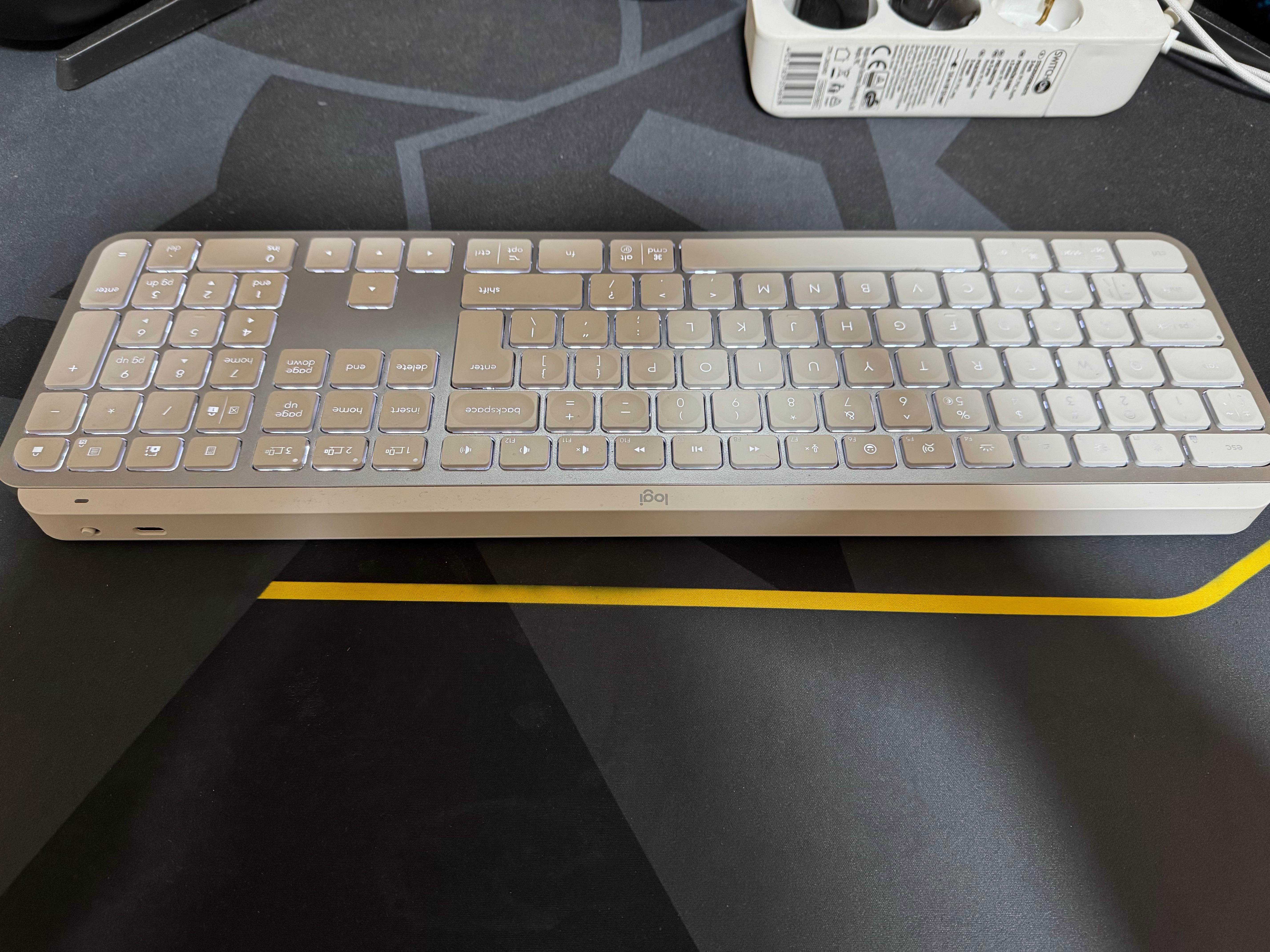 Logitech MX Keys S, Отлично Състояние, Бяла