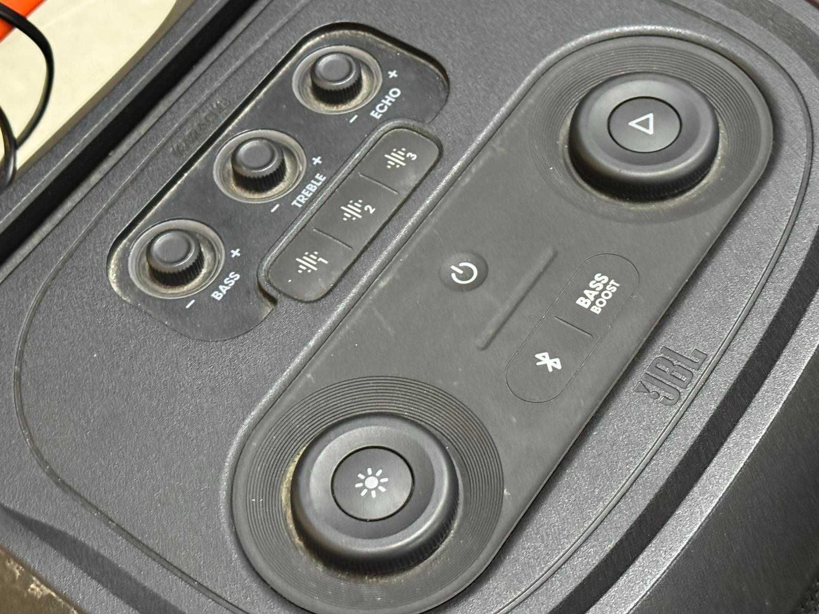 JBL Partybox 710